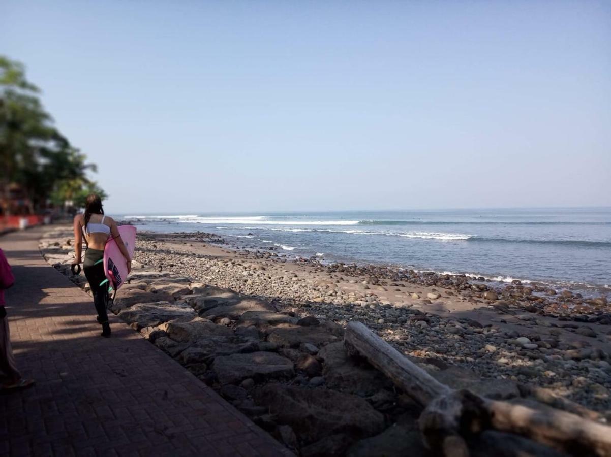 Harris Surf Villa Pulukan Dış mekan fotoğraf