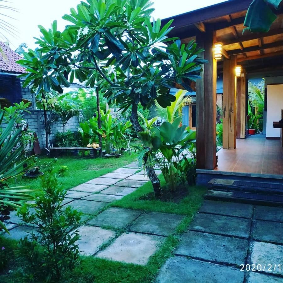 Harris Surf Villa Pulukan Dış mekan fotoğraf